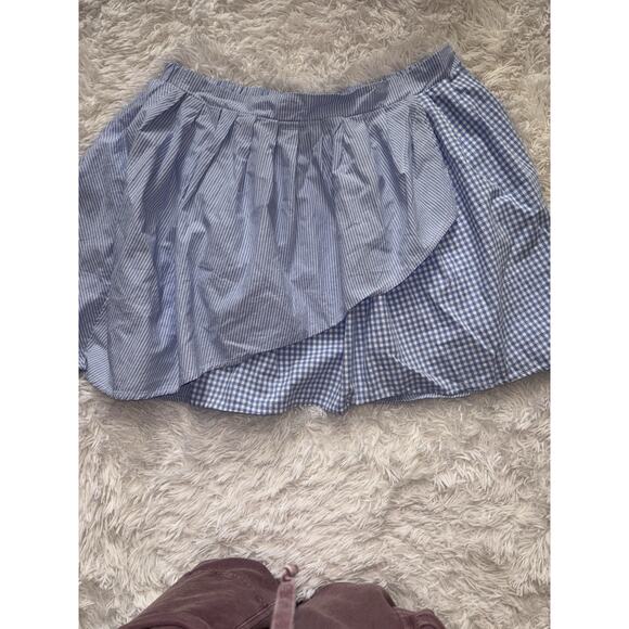 American Eagle Outfitters Dresses & Skirts - American Eagle Women’s Sz. L Blue & White Soft Waist Skirt. Cute, Fun
